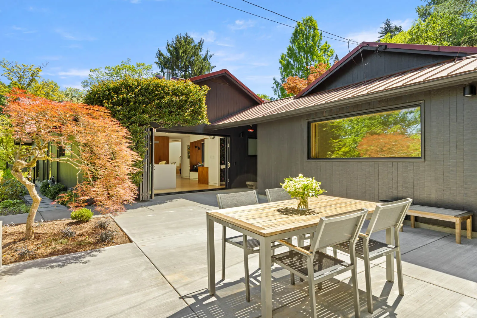 010-2930 NW Quimby St 97210-10e