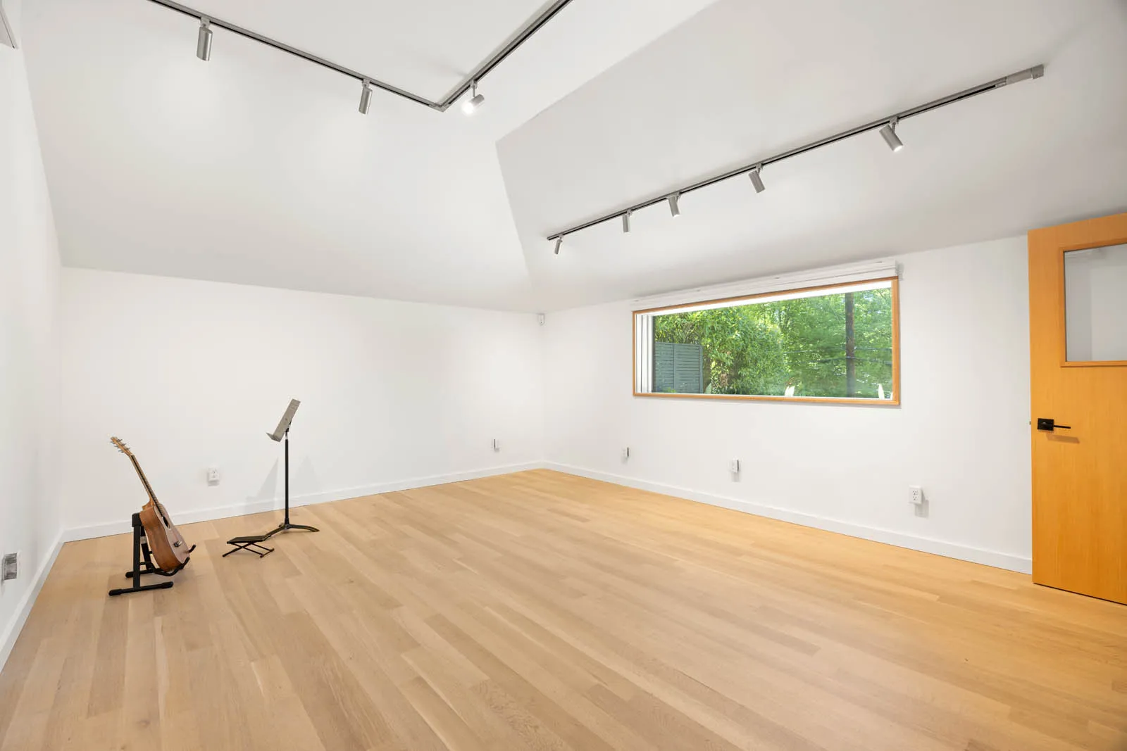 013-2930 NW Quimby St 97210-13e