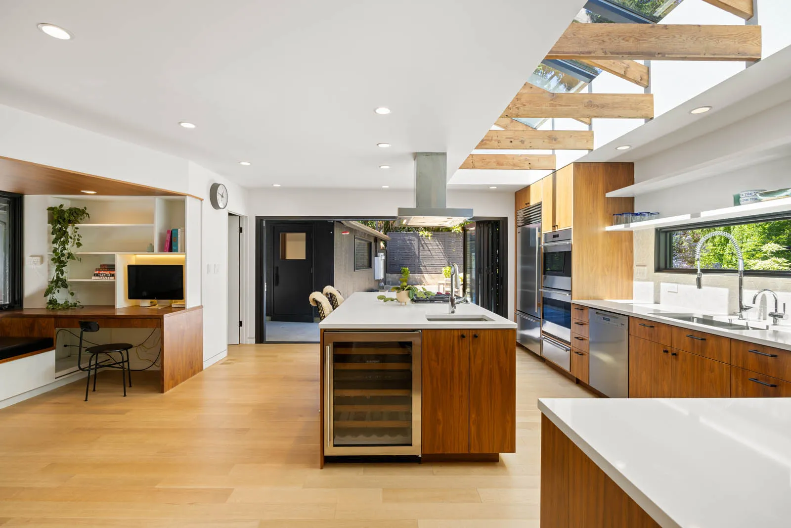 033-2930 NW Quimby St 97210-33e