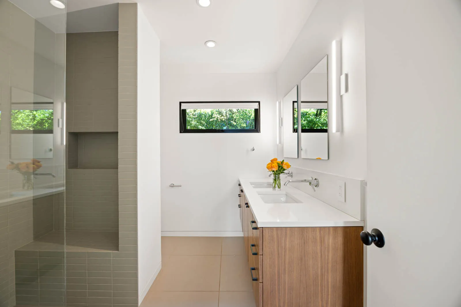 057-2930 NW Quimby St 97210-57e