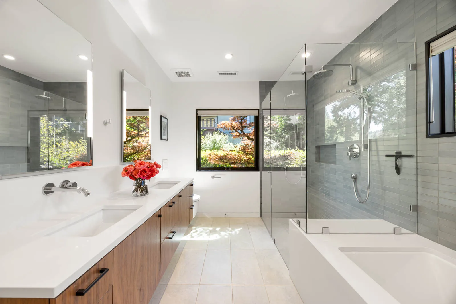 077-2930 NW Quimby St 97210-77e