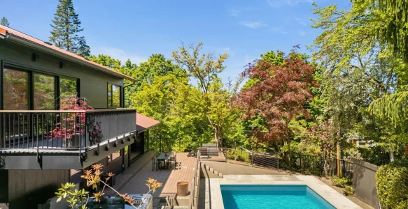 Mid-Century Soul with Modern Simplicity